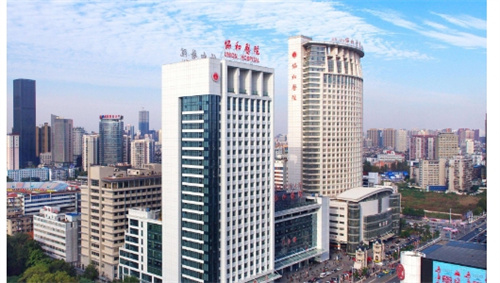 武汉协和医院整形外科价格表预览！自体脂肪隆胸案例反馈