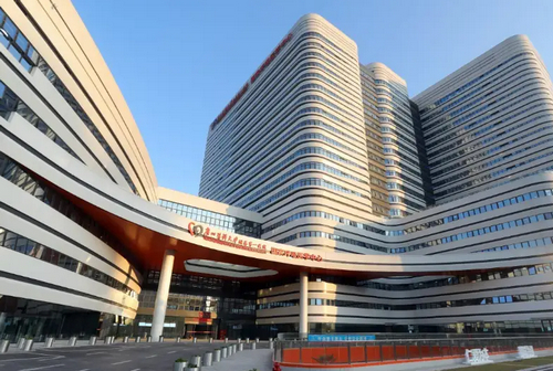 广州医科大学附属第一医院整形外科口碑如何？做光子嫩肤多少钱？医生技术水平好不好？