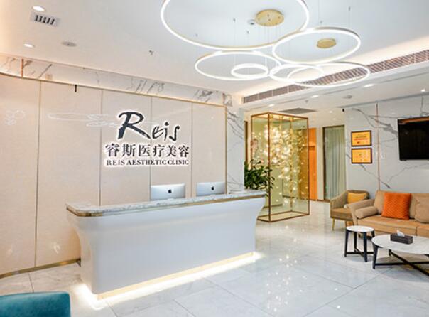 广州海珠区整形医院网友排名，广州睿斯、广州雅美、广州铂颜等热度较高