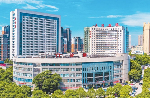 武汉市黄陂区人民医院口腔科牙齿美白技术如何？牙贴面美白牙齿，让你告别黄牙尴尬