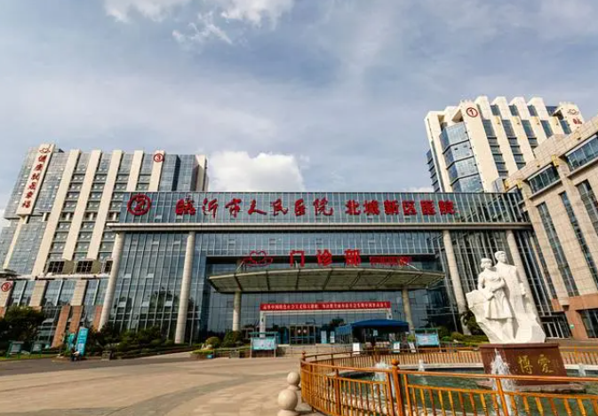 临沂市人民医院整形科隆胸多少钱?专家信息、案例反馈一览