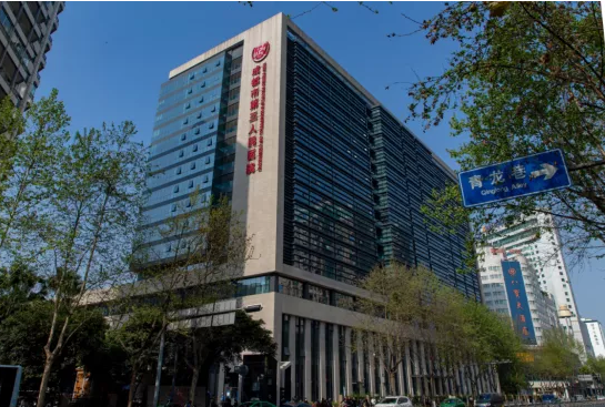 成都第三人民医院眼科近视手术怎么样? 技术公认的好、案例分享