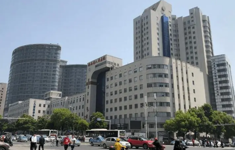 长沙口碑好的全切双眼皮整形医院，技术水平、价格表供大家参考！