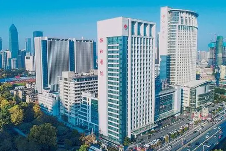 武汉吸脂整形医院网友排名，技术水平、价格表供大家参考！