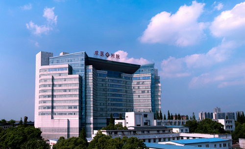 成都医学院第一附属医院整形科隆鼻好不好？附案例、术后恢复公开！