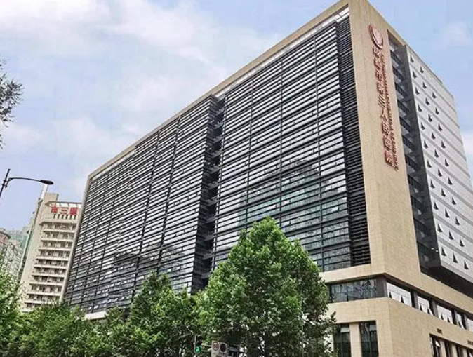 成都市第三人民医院医疗整形科怎么样？鼻部整形技术如何？点开了解详情