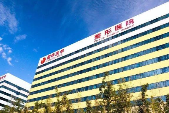 西安哪家整形做鼻子最好?高分医院实力专家面诊参考