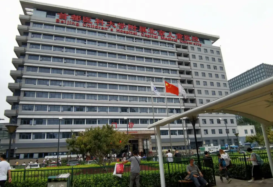 北京医院整形外科医生有哪些？案例曝光、隆胸医生信息大全