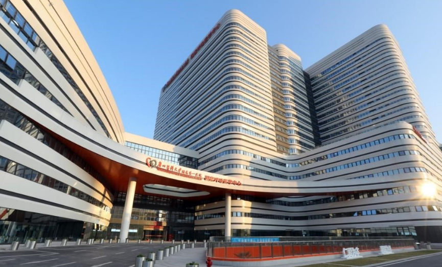 广州医科大学附属第一医院整形外科医生有哪些？医生特长/隆鼻口碑案例分享！