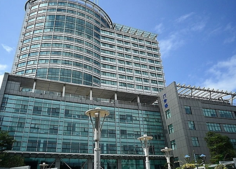 深圳市宝安区人民医院美容整形和烧伤外科医生有哪些？个人资料、擅长吸脂项目揭秘！