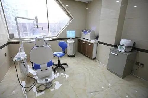 成都做种植牙哪些医院好？靠谱正规实力口腔医院快来了解