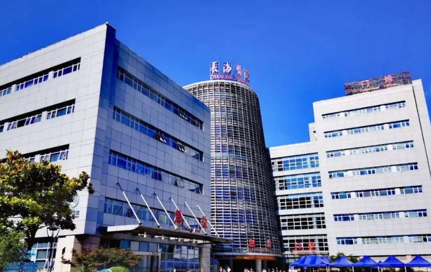 海军军医大学附属公利医院口腔科医生有哪些？热门项目\口腔特色技术介绍！
