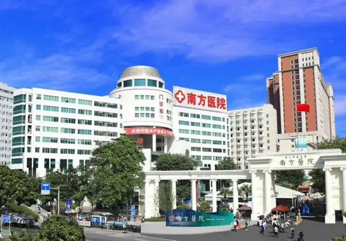 南方医科大学南方医院面部填充整形效果如何？医生经验丰富吗？术后多久可以恢复？