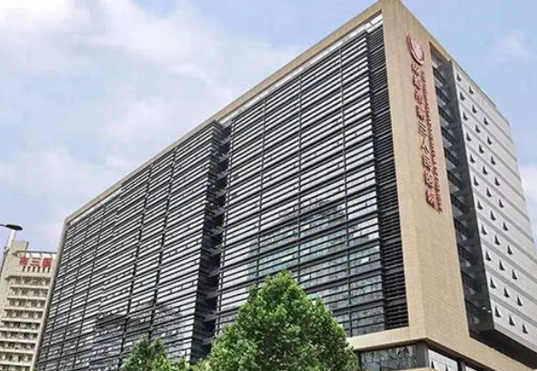 成都市第三人民医院医疗美容科怎么样？胸部整形技术分享