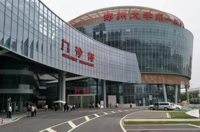 郑大一附院郑东院区口腔科医生有哪些？口腔真人案例\专业技术介绍！