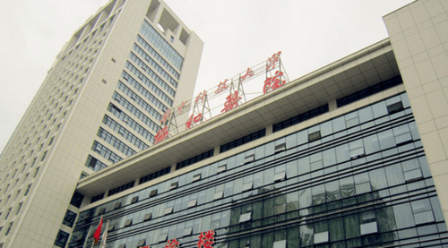 武汉协和医院假体隆胸价格怎么样？假体隆胸价格一览