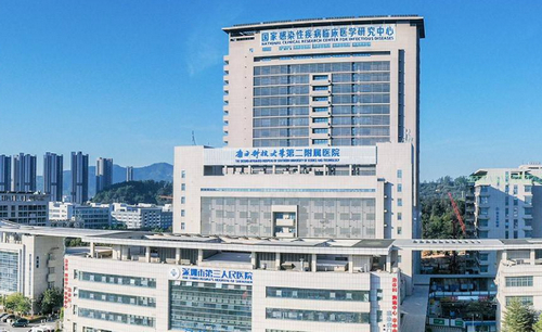 深圳第三人民医院假体隆胸多少钱？医生技术特点好不好？收费项目贵不贵？