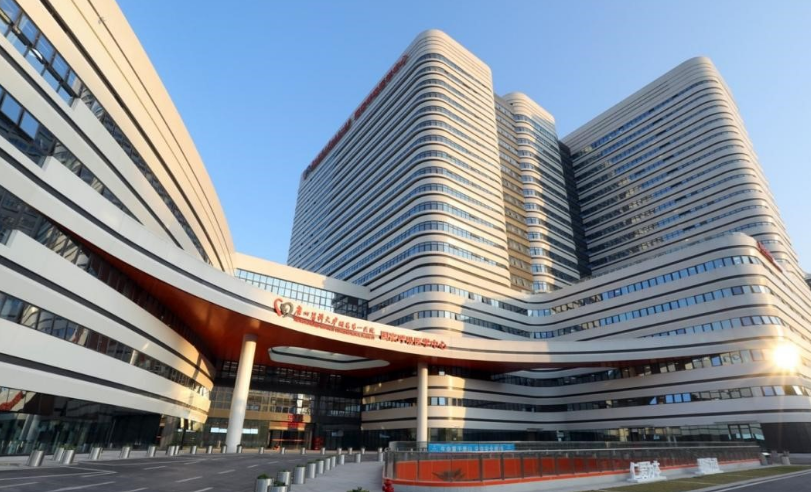 广州医科大学附属第一医院口腔科医生有哪些？医院实力大咖牙齿矫正信息更新2024