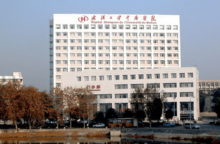 武汉大学中南医院整形美容外科医生有哪些？内附隆胸医生资料、案例分析