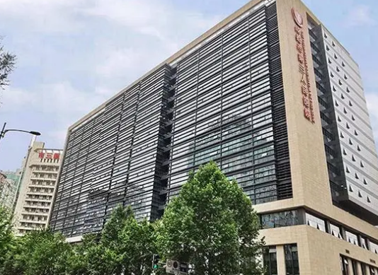 成都市第三人民医院口腔科医生有哪些？真实牙齿矫正信息及本院技术了解一下！