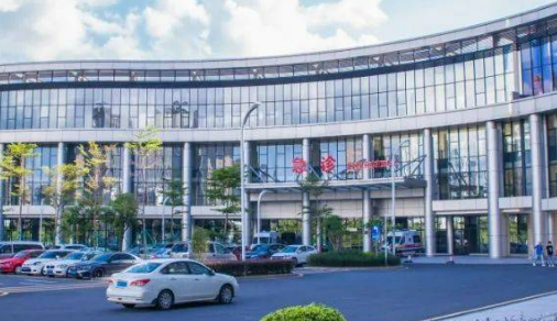 深圳大学总医院整形美容科隆鼻怎么样？口碑解读~最新价格表！