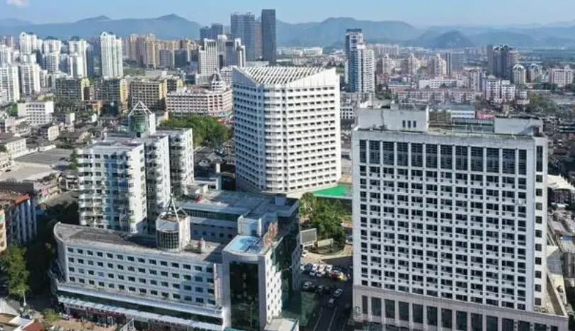 台州市第一人民医院口腔科医生有哪些？牙齿矫正医生简介|擅长项目|价格表