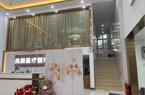 南宁自体脂肪丰胸做的好的医院有哪些？让你有魅力