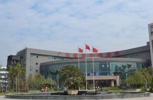 广东省妇幼保健院番禺区口腔科怎么样？种植牙技术探究，价格与口碑深度解读