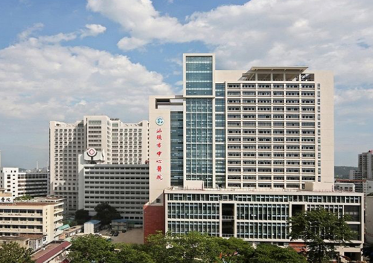 汕头大学医学院第一附属医院烧伤科医生有哪些？案例反馈来袭，隆胸技术优势揭秘！