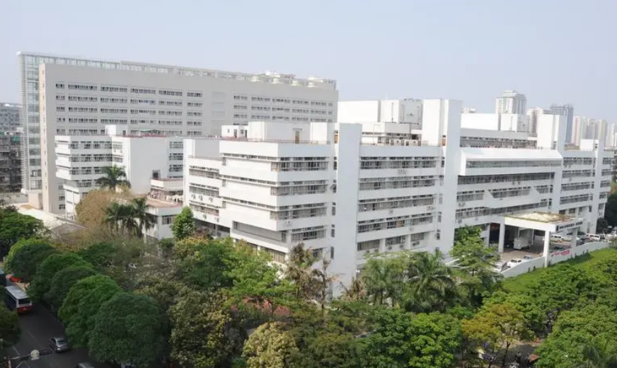 汕头大学医学院第一附属医院整形美容外科医生有哪些？技术特长\隆胸项目口碑评价一览！