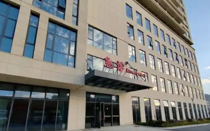 杭州市第一人民医院植发中心医生有哪些？吸脂案例曝光、医生信息大全