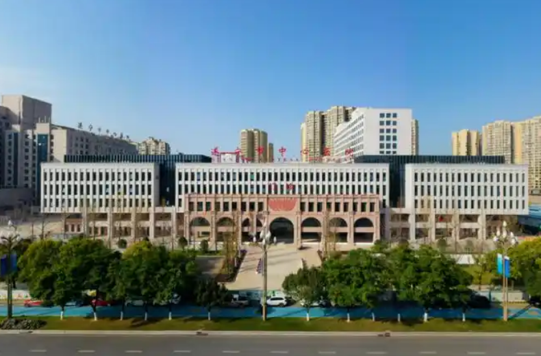 遂宁市中心医院烧伤整形科医生有哪些？详细资料、眼部口碑点评等揭秘！