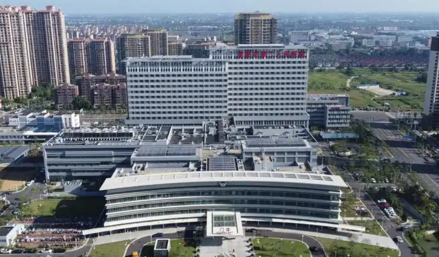 常熟市第二人民医院整形外科医生有哪些？给出医生简介及双眼皮优势亮同步参考！
