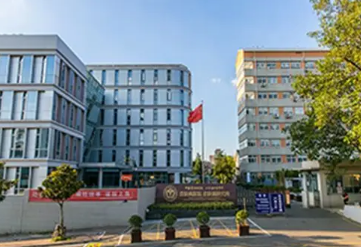 中国医学科学院皮肤病医院皮肤外科医生有哪些？吸脂医生简介/全新体验案例上线/在线获取!