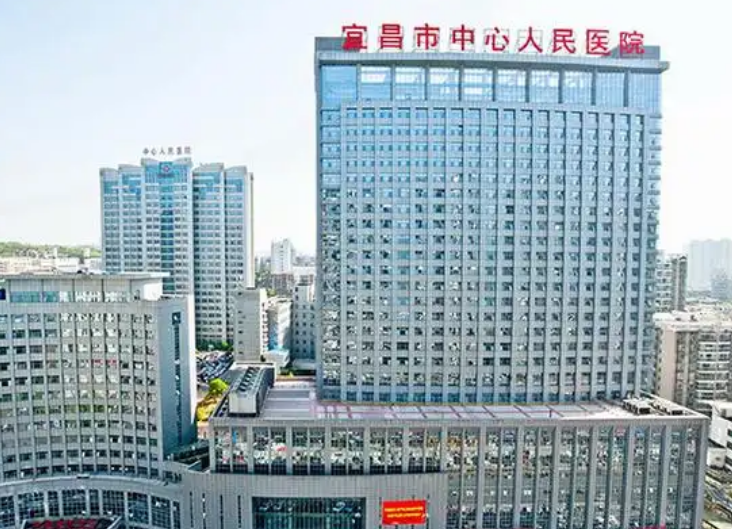宜昌市中心医院医学美容科医生有哪些？眼部真人案例\专业技术介绍！