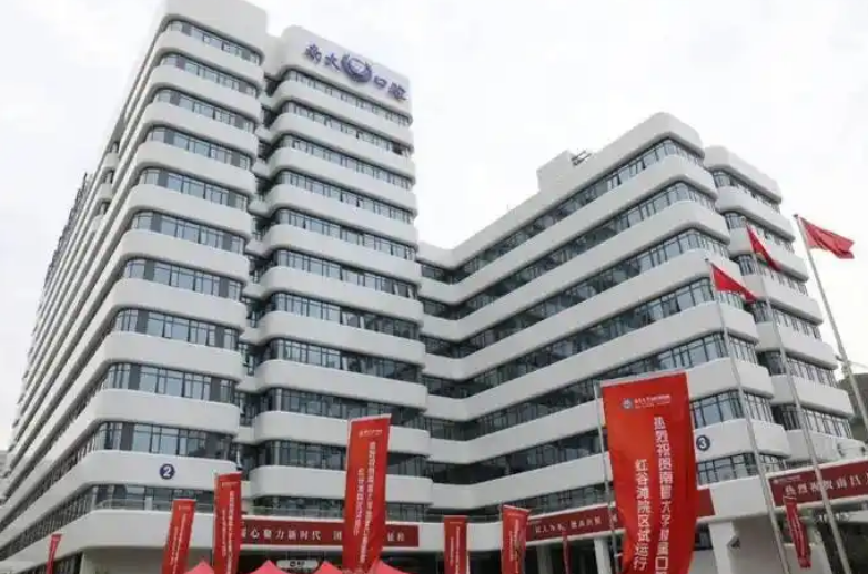 南昌大学附属口腔医院医生有哪些？技术特长\矫正项目口碑评价一览！