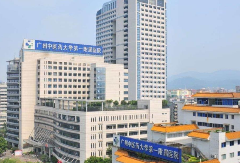 广东医科大学附属医院整形外科医生有哪些？隆胸医生详情、2025价格表及案例曝光
