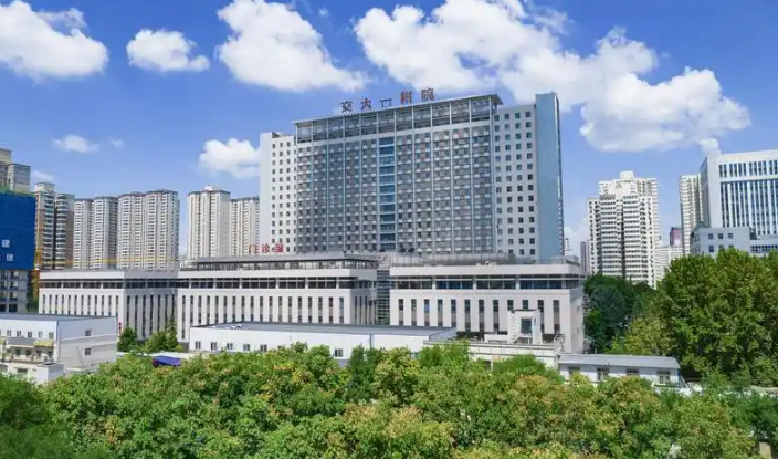 西安交通大学第一附属医院整形美容·颌面外科医生有哪些？热门项目\隆胸特色技术介绍！