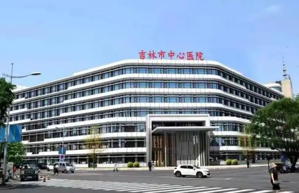 吉林市中心医院烧伤整形科医生有哪些?眼部口碑不错的实力专家技术点评