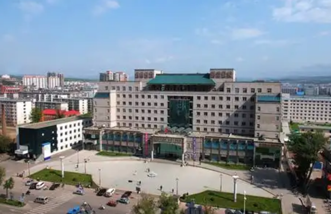 延边大学附属医院整形烧伤科医生有哪些?双眼皮口碑不错的实力专家技术点评
