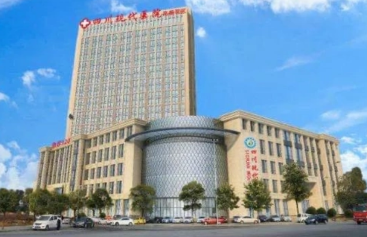 四川现代医院整形主任怎么样？刘亚平医生信息+隆胸案例