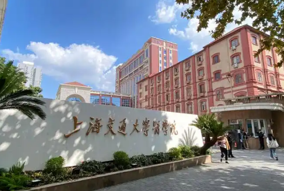 上海交通大学医学院附属瑞金医院整形科医生有哪些？口碑不错的吸脂实力专家技术点评