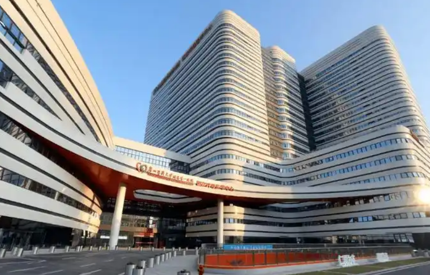 广州医科大学附属第一医院整形外科医生有哪些？眼部案例曝光、医生信息大全