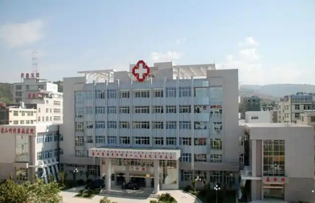 凉山彝族自治州第一人民医院烧伤整形科医生有哪些？内附隆鼻医生资料、案例分析