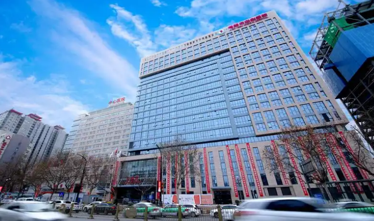 咸阳市中心医院医学美容科医生有哪些？吸脂坐诊医院、案例对比请查收！