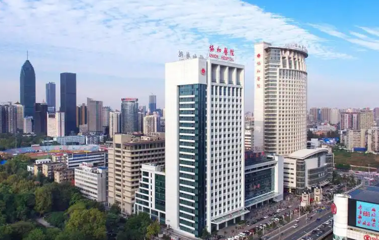 华中科技大学同济医学院附属协和医院整形外科医生有哪些？医生简介/全新体验隆胸案例上线/在线获取!
