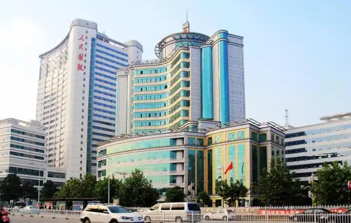 湖北省人民医院整形科医生有哪些？隆胸医生资料&技术优势
