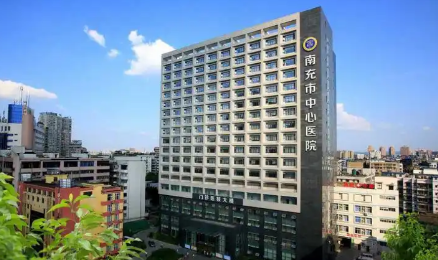 南充市中心医院烧伤整形美容外科医生有哪些？吸脂口碑不错的实力专家技术点评