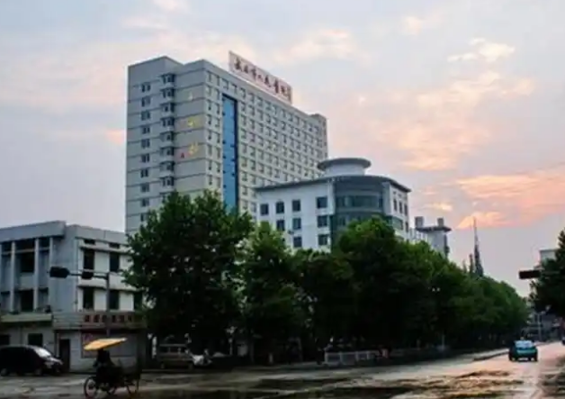 武冈市人民医院烧伤科医生有哪些？隆胸技术优势&坐诊医院介绍