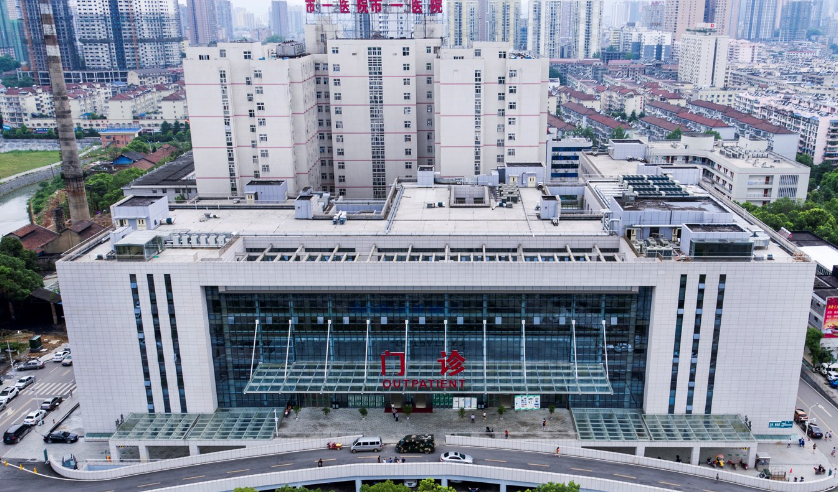 怀化市第一人民医院整形美容外科医生有哪些？隆鼻真人案例\专业技术介绍！